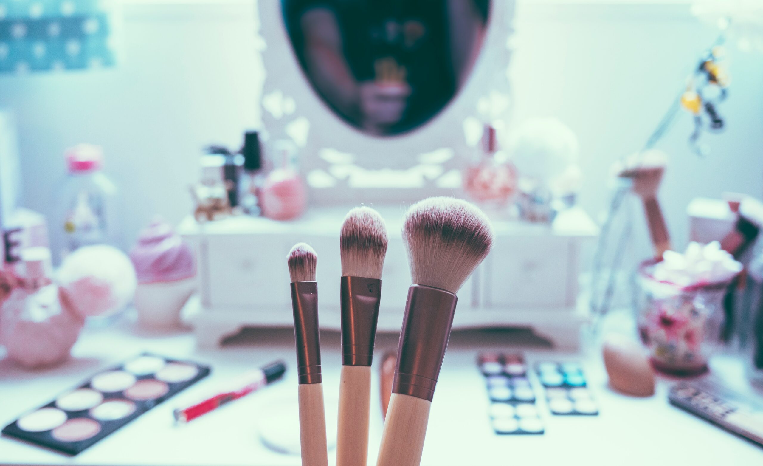 make up vanity table