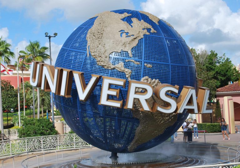 Universal Globe at Universal Studios, Orlando