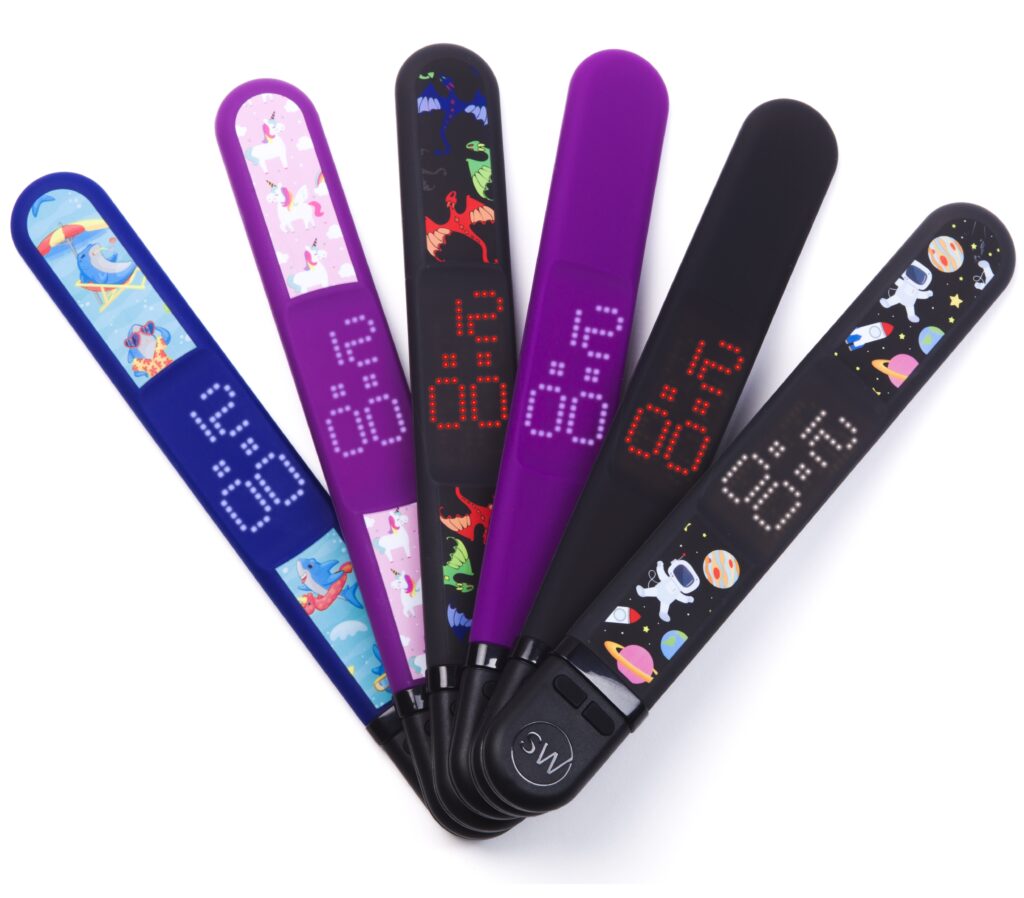 A fan of the 6 different Snapwatch designs